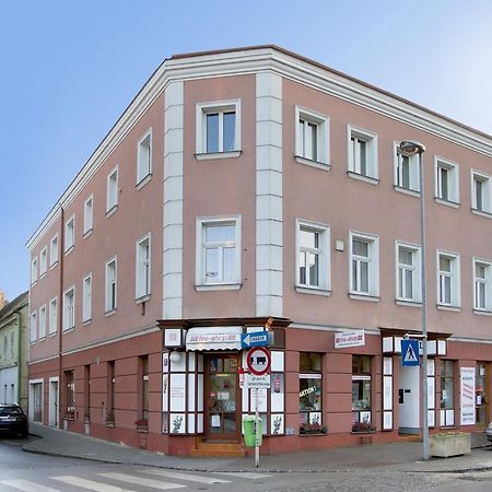 Hotel Zur Sonne Korneuburg Esterno foto