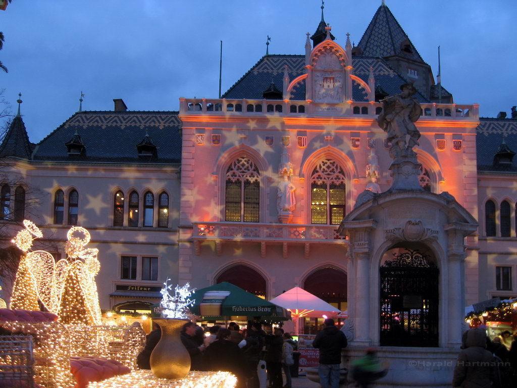 Hotel Zur Sonne Korneuburg Esterno foto