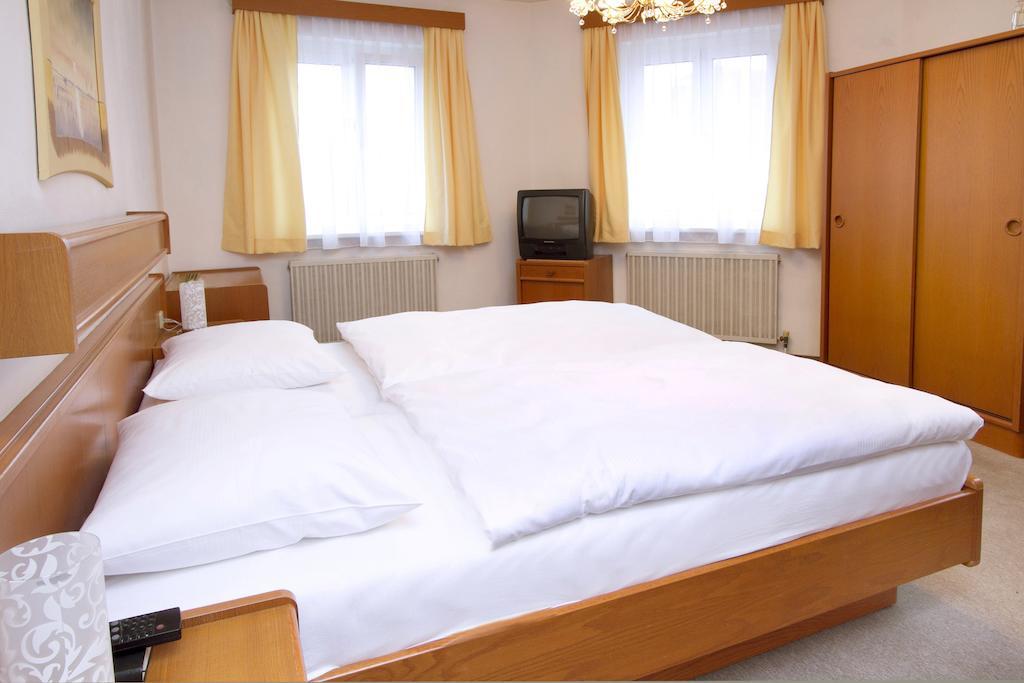 Hotel Zur Sonne Korneuburg Camera foto